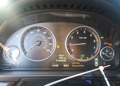 2014 BMW 528 Xi z USA, uszkodzony, nr VIN WBA5A7C55ED615370